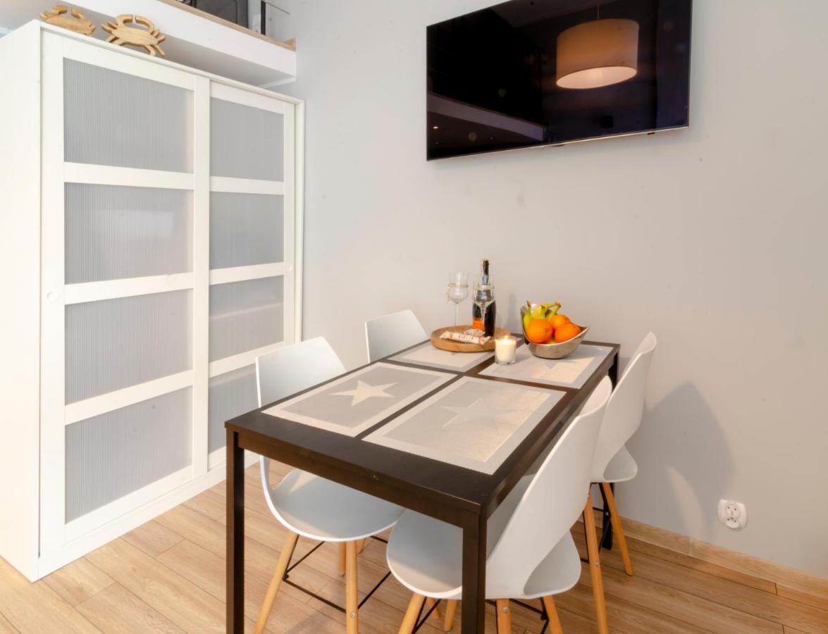 Holiday Home Loft Z Antresola I Balkonem Przy Plazy Miedzyzdroje Bagian luar foto